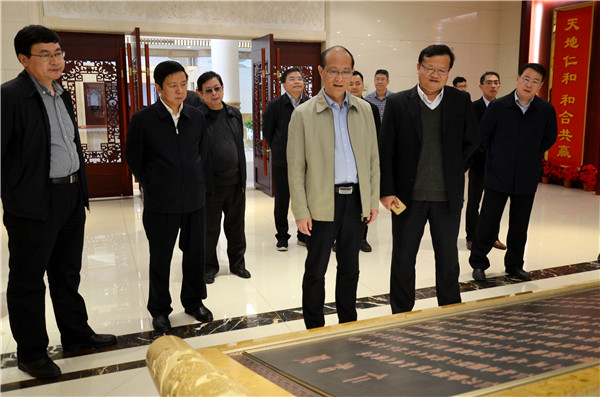 （送审）吴晓军副省长视察w66利来国际团.jpg